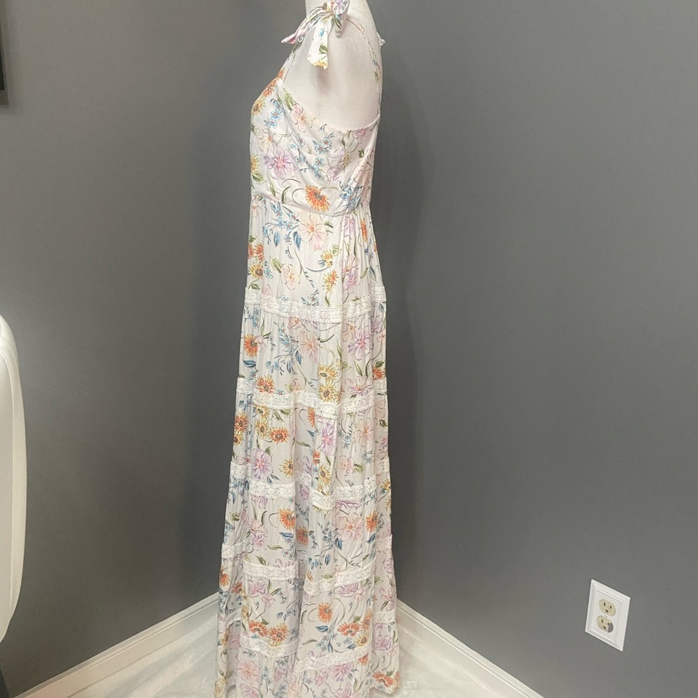 CROWN & IVY Long Maxi Floral Sundress Dress Milkmaid Tiered Lace Smocked XL - Picture 3 of 17
